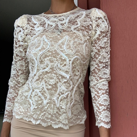 Vintage lace blouse - Picture 3 of 4